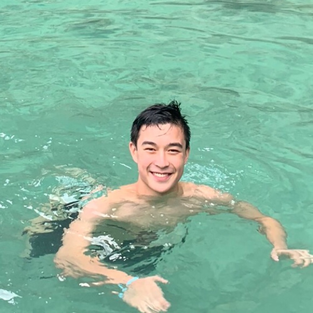 Meet your Posher, Ethan